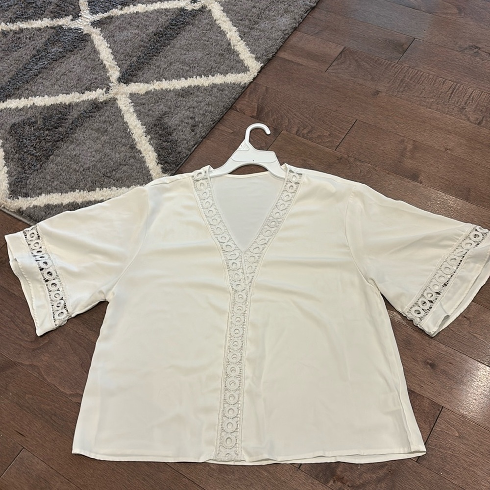 Cute White Blouse